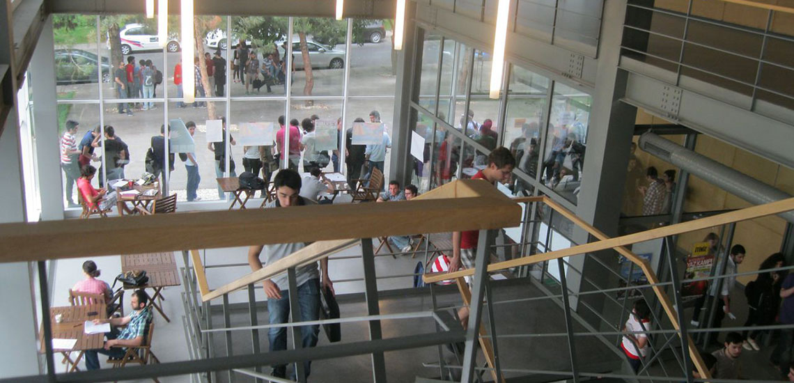 İTÜ Merkez Derslik Binası - Tasarım Prof. Dr. Ahsen ÖZSOY ve Prof. Dr. Hasan ŞENER