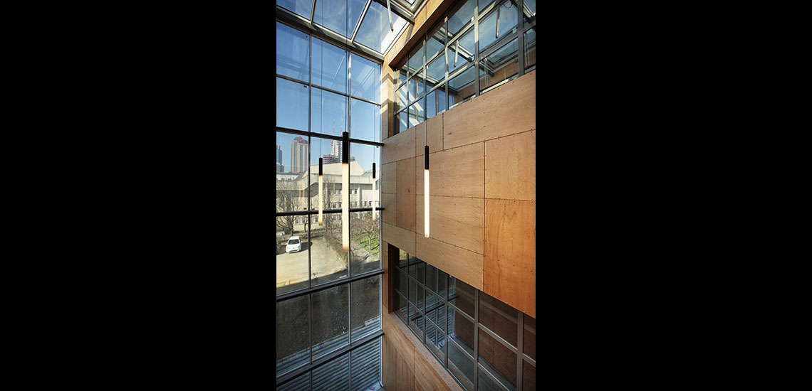 İTÜ Merkez Derslik Binası - Tasarım Prof. Dr. Ahsen ÖZSOY ve Prof. Dr. Hasan ŞENER