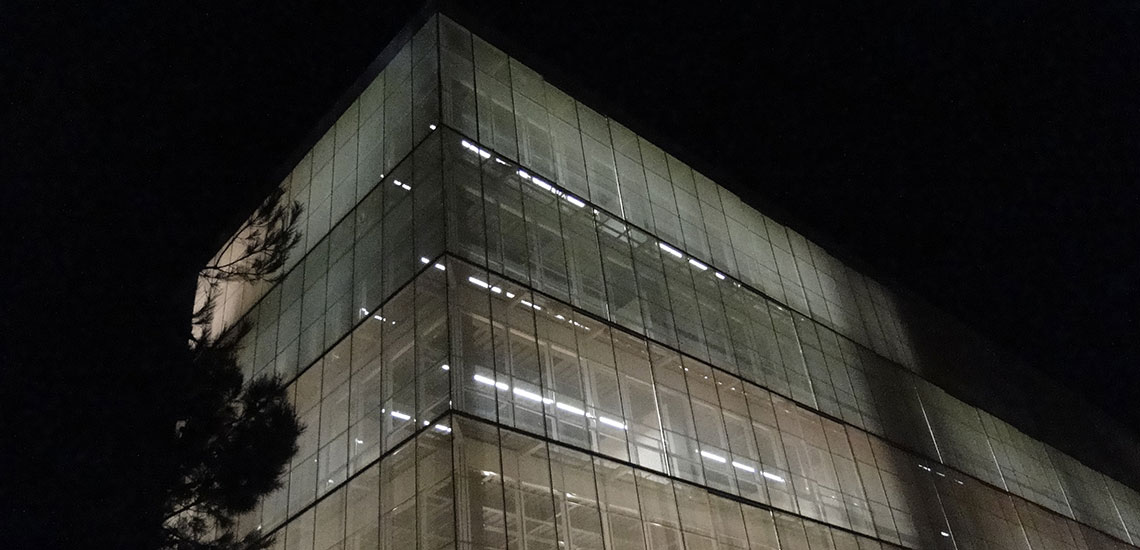 İTÜ Merkez Derslik Binası - Tasarım Prof. Dr. Ahsen ÖZSOY ve Prof. Dr. Hasan ŞENER