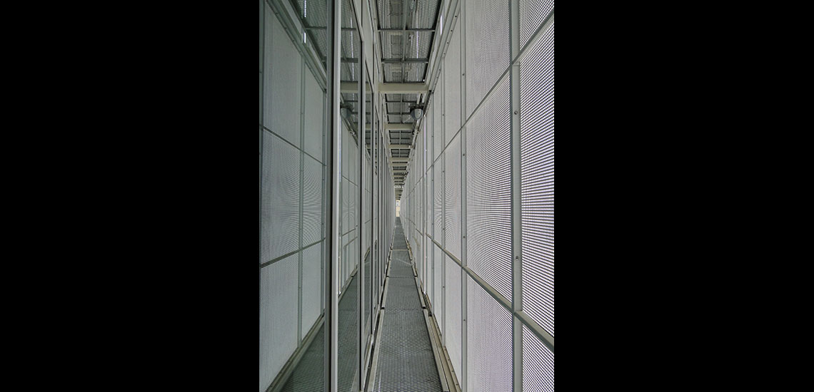 İTÜ Merkez Derslik Binası - Tasarım Prof. Dr. Ahsen ÖZSOY ve Prof. Dr. Hasan ŞENER